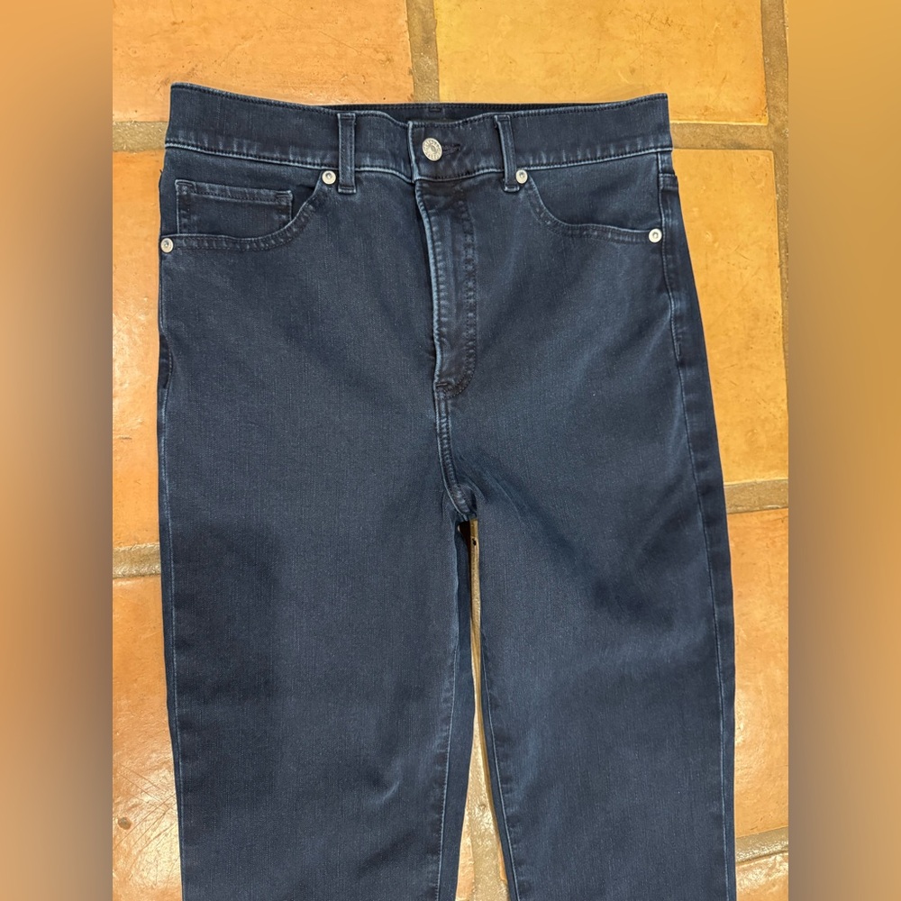 Express slim super high rise size 10 dark wash like new - Picture 2 of 11